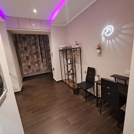Aircraft Services Rooms Napoli Bagian luar foto