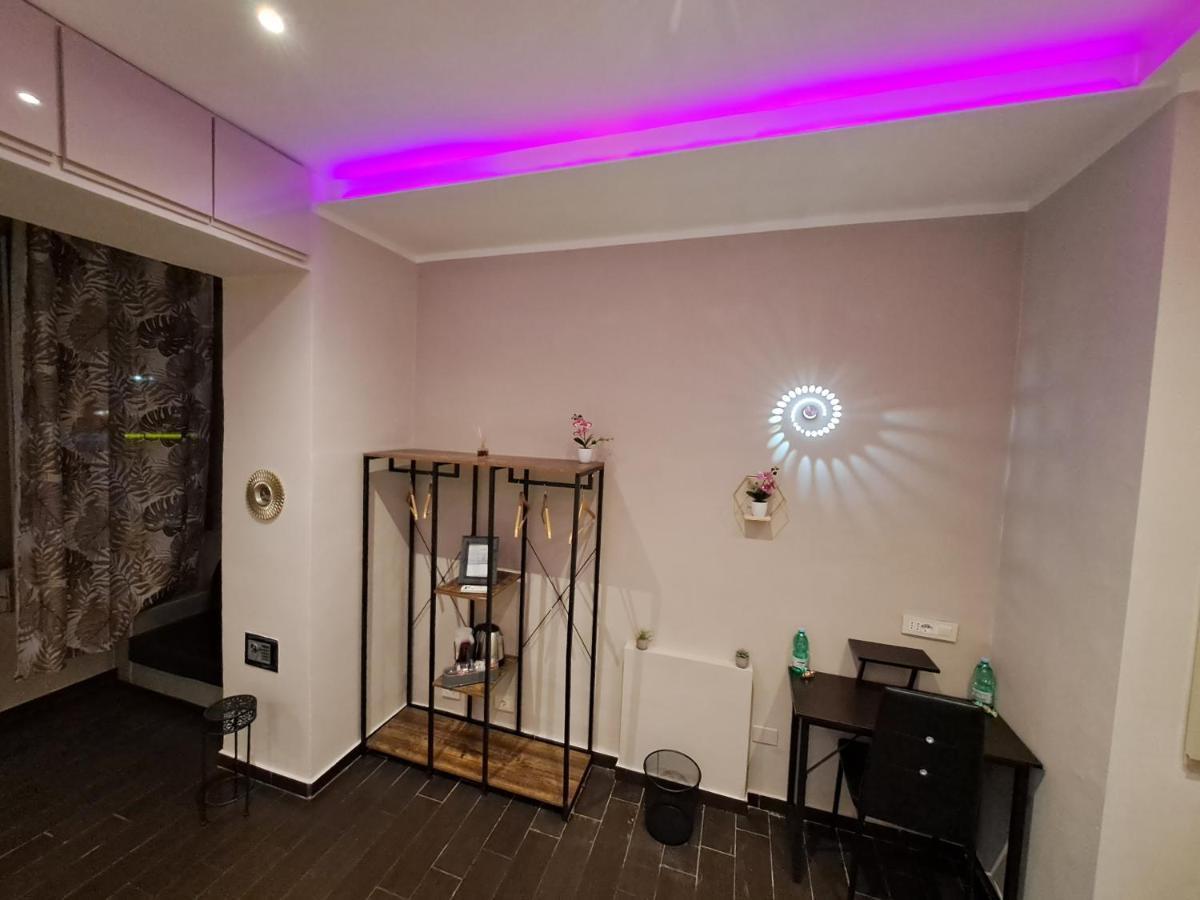 Aircraft Services Rooms Napoli Bagian luar foto
