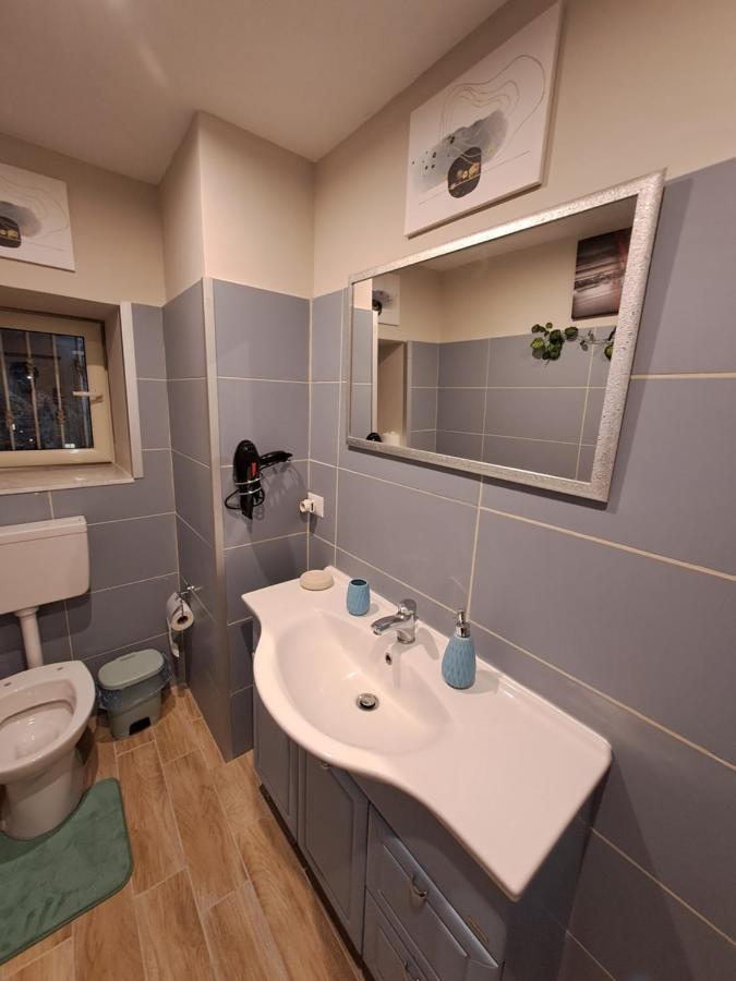 Aircraft Services Rooms Napoli Bagian luar foto