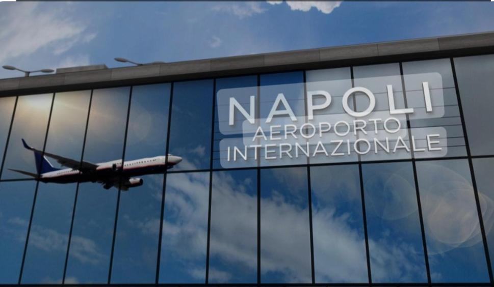 Aircraft Services Rooms Napoli Bagian luar foto